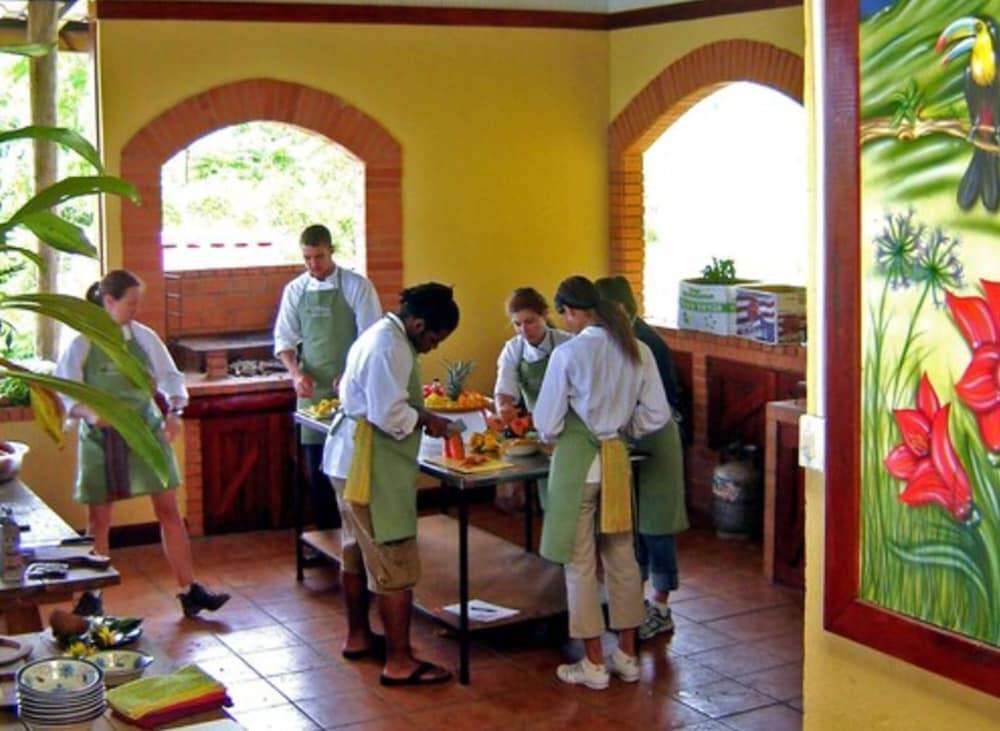 Guayabo Lodge Santa Cruz  Eksteriør billede